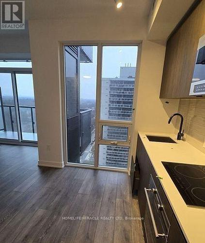 2610 - 117 BROADWAY AVENUE , Toronto, Ontario M4P 1V3 4