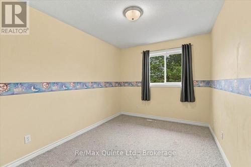 6 Chisholm Square, Belleville (Belleville Ward), ON 