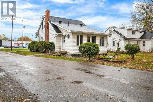 266 Daniel Street S, Arnprior, ON 