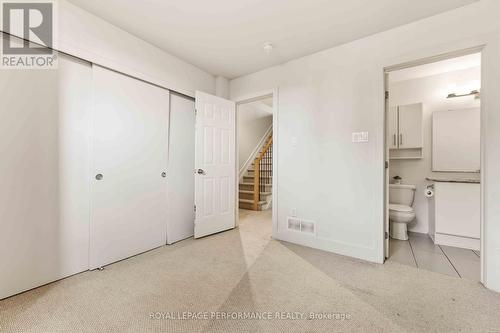 22 Bergeron Private, Ottawa, ON 