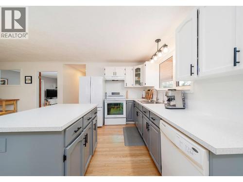 11011 Hallam Drive, Lake Country, BC 