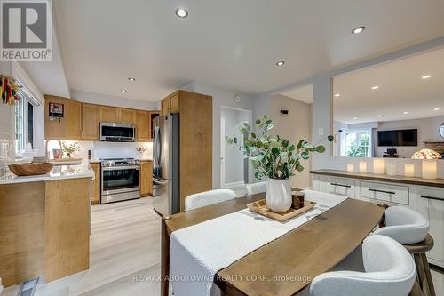 1198 Potters Wheel Crescent, Oakville, ON 