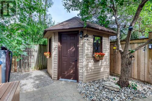 1198 Potters Wheel Crescent, Oakville, ON 
