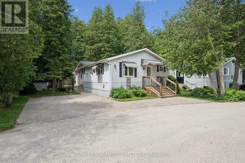 4 Spruce Avenue, Puslinch, ON 