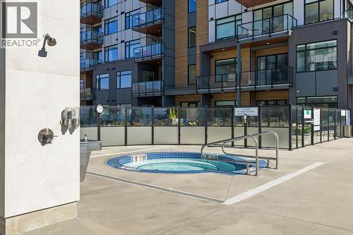 Outdoor Hot Tub - 2780 Olalla Road Unit# 107, West Kelowna, BC 