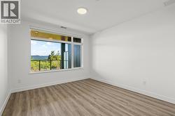 Primary Bedroom - 