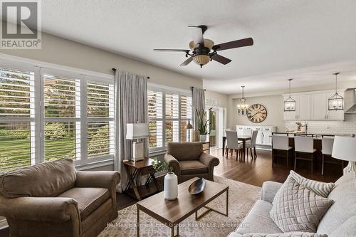 928 Black Cherry Drive, Oshawa (Taunton), ON 