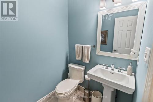 928 Black Cherry Drive, Oshawa (Taunton), ON 