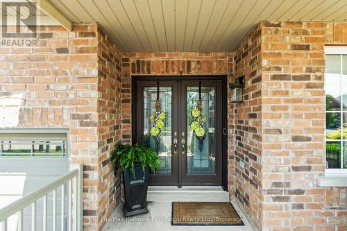928 Black Cherry Drive, Oshawa (Taunton), ON 