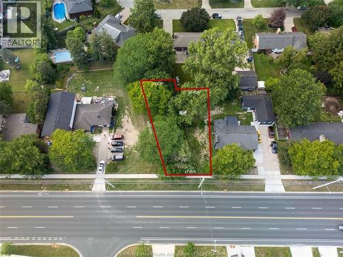 740 Cabana Rd W, Windsor, ON 