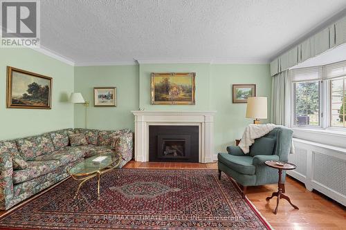 191 Glenvale Boulevard, Toronto, ON 