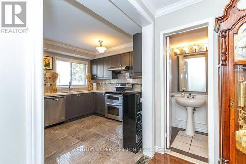 28 Rumi Crescent, Toronto, ON 