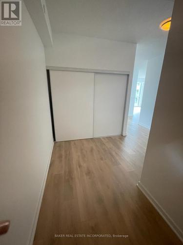 415 - 38 Forest Manor Road, Toronto, ON 