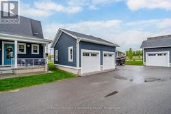 1 Car Garage - 