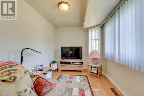 413 Camden Circle, Mississauga, ON 