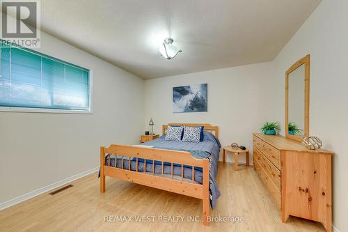 413 Camden Circle, Mississauga, ON 