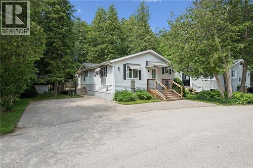 4 Spruce Avenue, Puslinch, ON 
