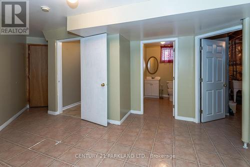 85 Canoe Court, Richmond Hill, ON 