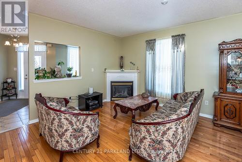 85 Canoe Court, Richmond Hill, ON 