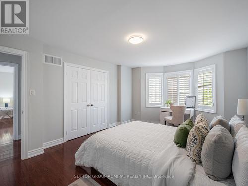 16 Craigvale Street, Vaughan, ON 