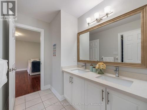16 Craigvale Street, Vaughan, ON 