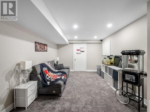 16 Craigvale Street, Vaughan, ON 