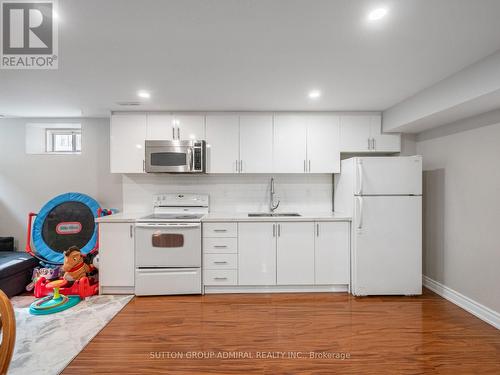 16 Craigvale Street, Vaughan, ON 