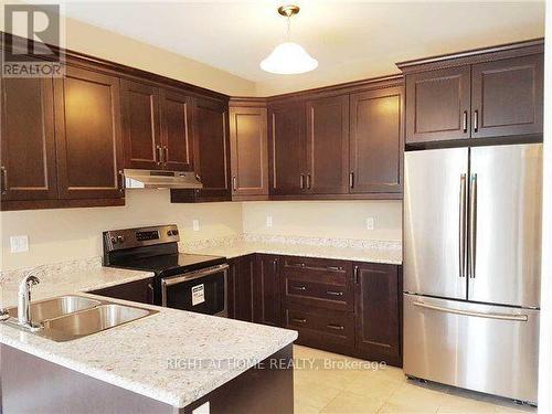 11 Richmond Park Drive, Georgina, ON 