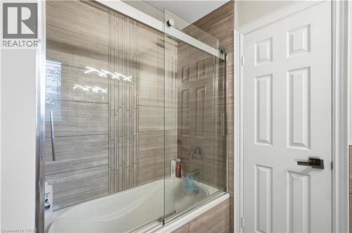 35 Lido Drive, Stoney Creek, ON 
