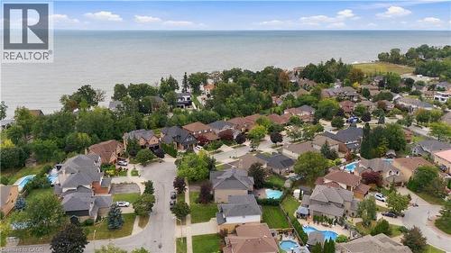35 Lido Drive, Stoney Creek, ON 