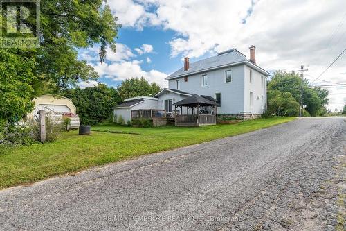 2001 Foresters Falls Road, Whitewater Region, ON 