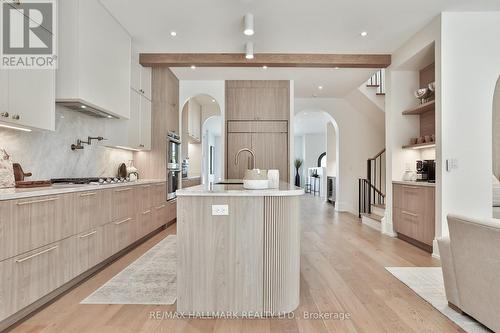 215 Ava Road, Toronto, ON 