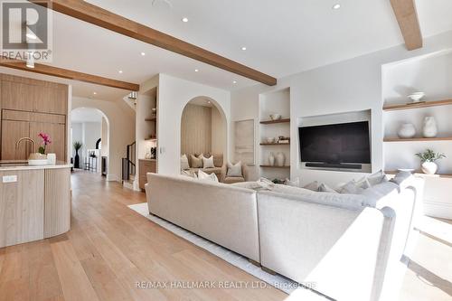 215 Ava Road, Toronto, ON 