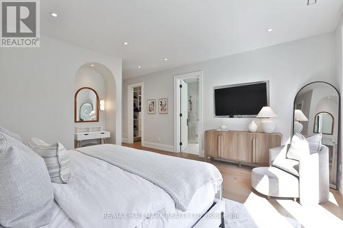215 Ava Road, Toronto, ON 