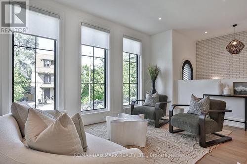 215 Ava Road, Toronto, ON 