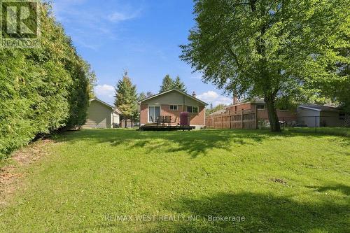 56 Seaton Drive, Aurora, ON 