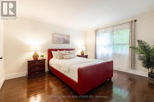 130 Tavistock Square, Oakville, ON 