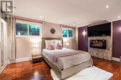 130 Tavistock Square, Oakville, ON 