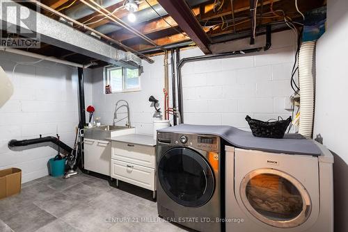 130 Tavistock Square, Oakville, ON 