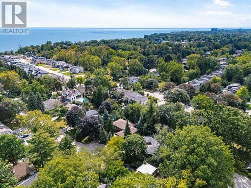 130 Tavistock Square, Oakville, ON 