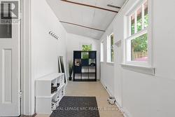Sun room off the back - 