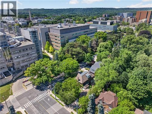 4 Forsyth Avenue N, Hamilton, ON 