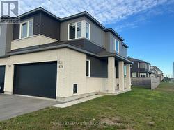 674 TALIESIN CRESCENT N Ottawa, ON K2S 2W5