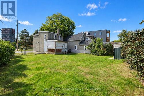 321 Savard Avenue, Ottawa, ON 