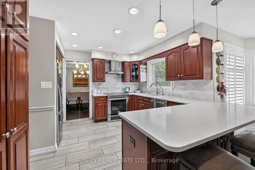 Peninsula with seating - 28 Arbour Glen Drive, St. Catharines (Grapeview), ON 
