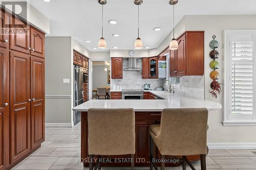 28 Arbour Glen Drive, St. Catharines (Grapeview), ON 
