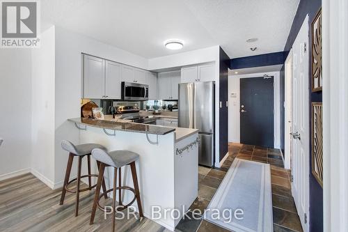 1023 - 230 King Street E, Toronto, ON 