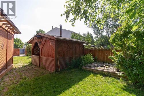 1123 Cardiff Court, Sarnia, ON 