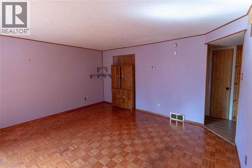 1123 Cardiff Court, Sarnia, ON 