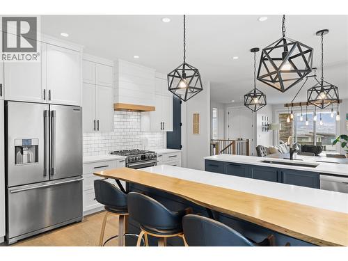 876 Boynton Place, Kelowna, BC 